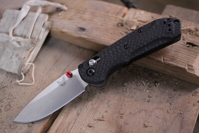 Benchmade Mini Freek AXIS Lock Knife / Carbon Fiber / S90V