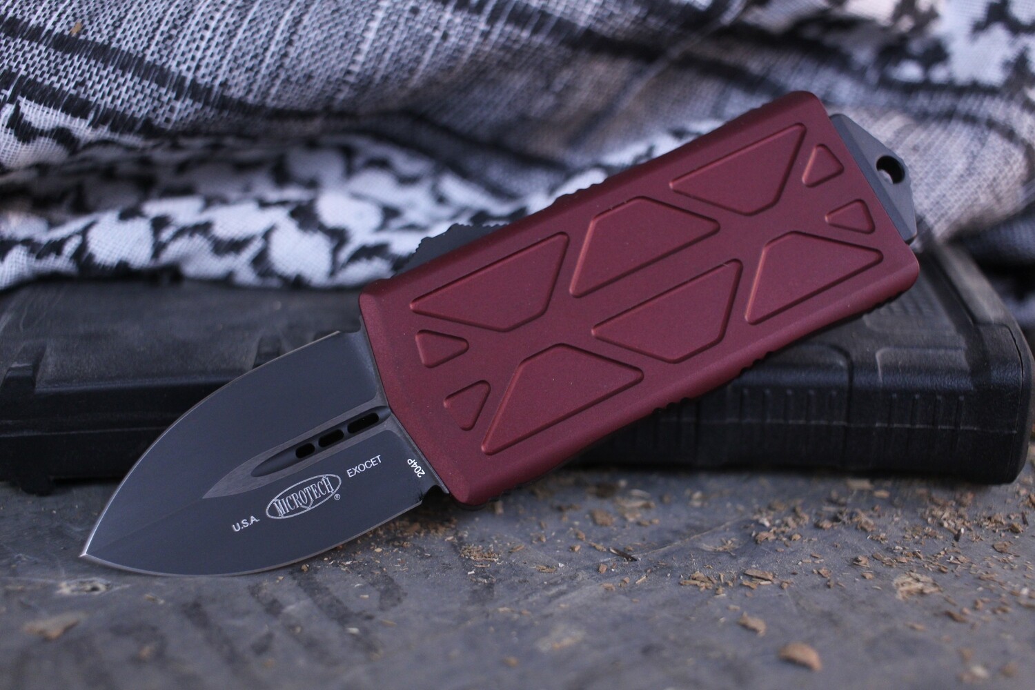 Microtech Exocet Dagger 1.9&quot; CA Legal OTF Automatic Knife / Merlot Red / Black