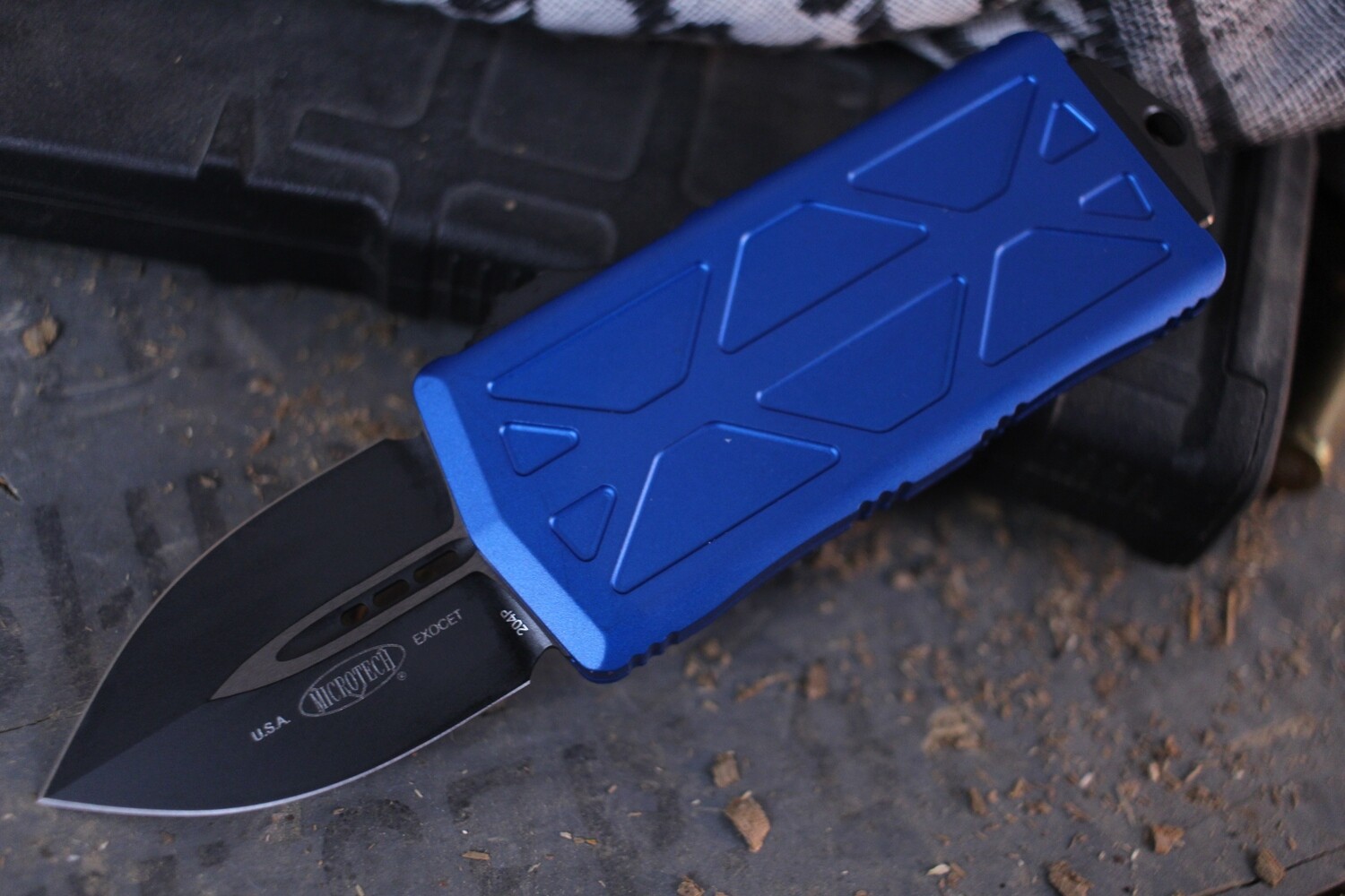 Microtech Exocet Dagger 1.9&quot; CA Legal OTF Automatic Knife / Blue / Black