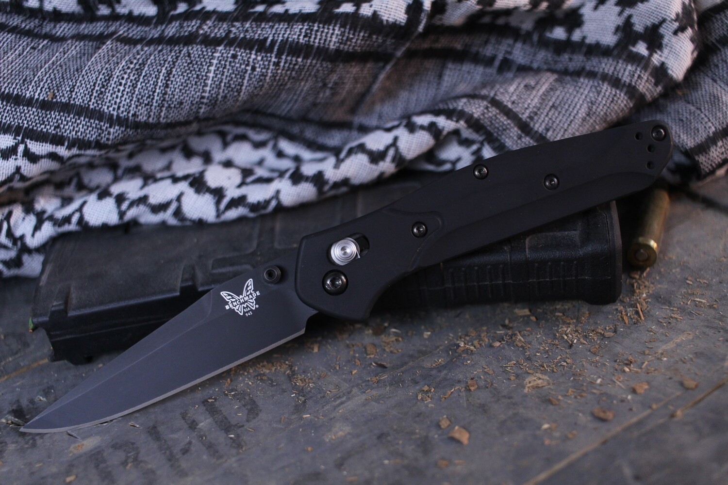 Benchmade Osborne 3.4&quot; AXIS Lock Knife / Black / Black / S30V ( Pre Owned )