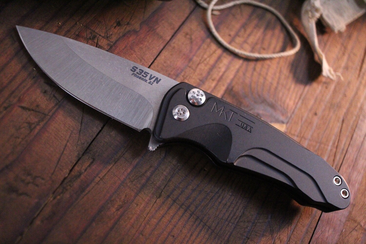 Medford Knife and Tool (MKT) Smooth Criminal 3&quot; Plunge Lock Flipper Knife, Black / Tumbled ( Pre Owned )