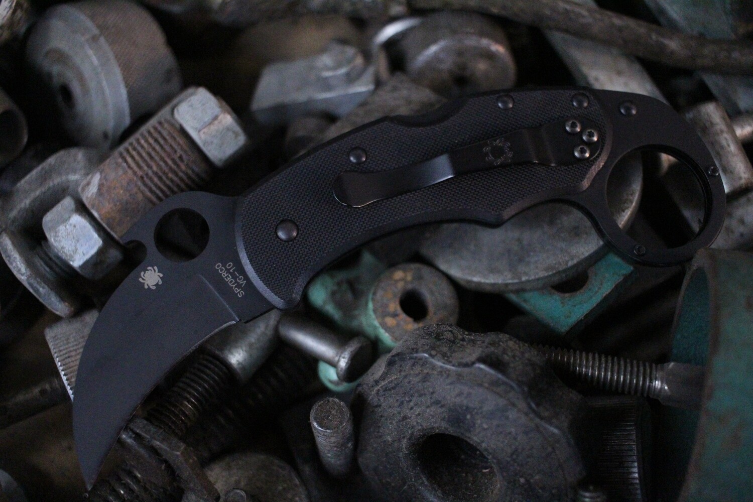 Spyderco Karahawk 2.35&quot; Folding Karambit / Black G10 / Black DLC ( Pre Owned )