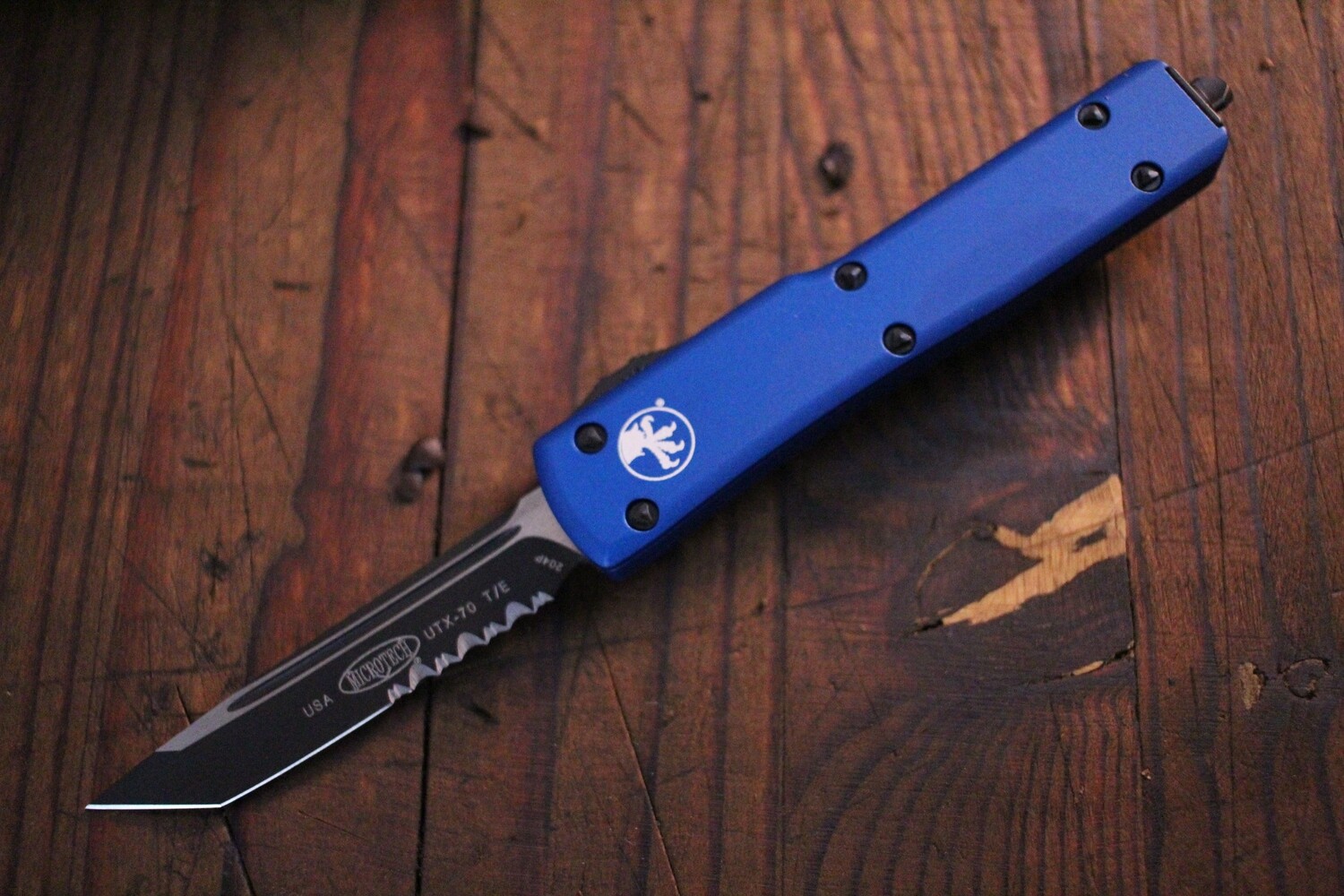 Microtech UTX-70 2.4&quot; Tanto OTF Automatic Knife / Blue / Black Partial Serrations