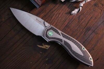 Reate Iron 3.25" Frame Lock Knife / Carbon Fiber &amp; Green Hardware / Satin ( Pre Owned )