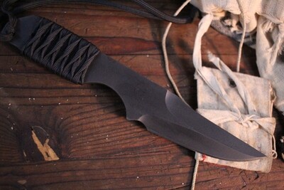 Strider Knives DB-L 4&quot; Persian Mod Knife / Black Paracord / Black ( Pre Owned )