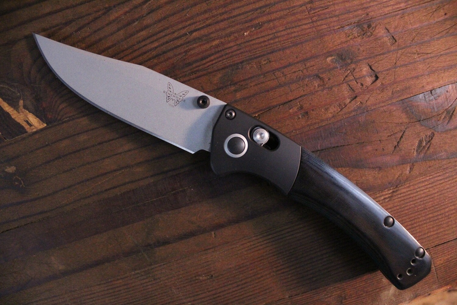 Benchmade Mini Crooked River 3.4&quot; AXIS Lock Knife / Black Micarta / Satin Silver Cerakote Blade S30V