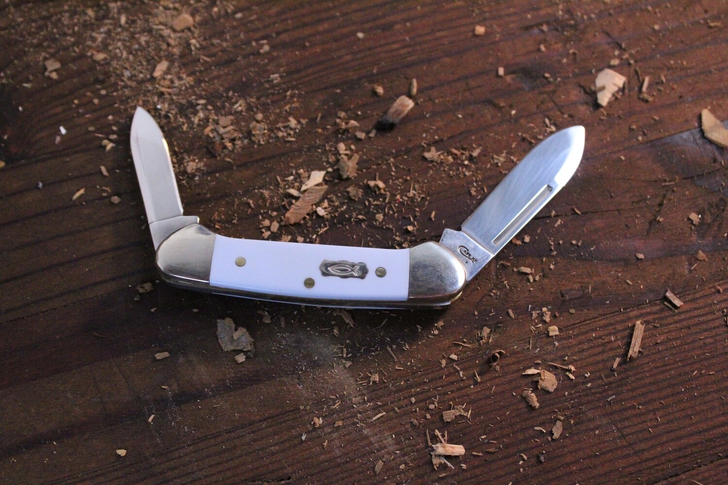 Case Baby Butterbean 2.75&quot; Slipjoint / Stainless / Blue Ice Ichthus ( Discontinued )