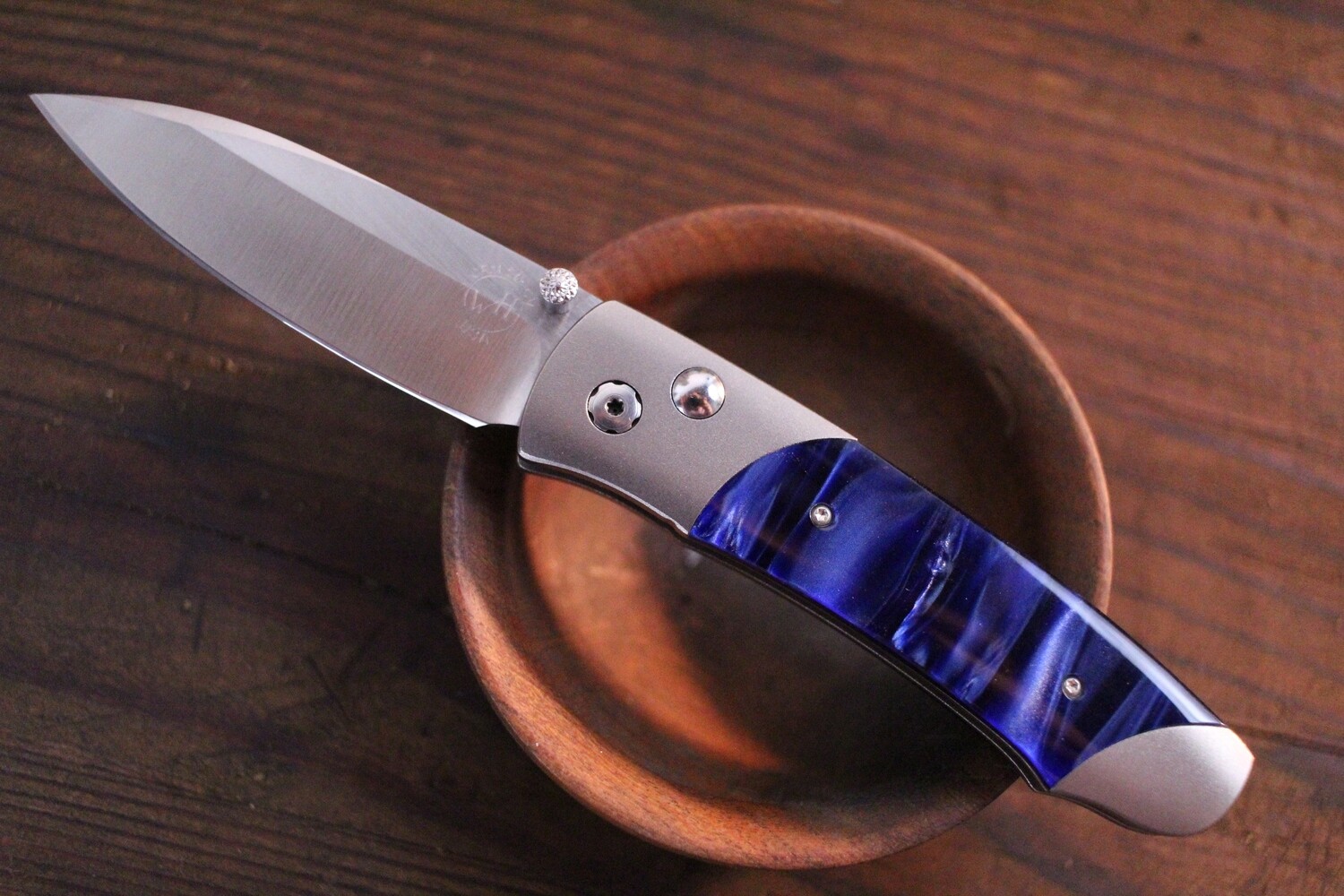 William Henry Studio A200-2 2.63&quot; Button Lock Folder / Titanium &amp; Blue Kirinite /  Satin 20CV