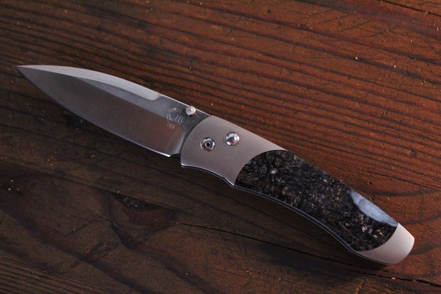 William Henry Studio A300-1 3&quot; Button Lock Folder / Titanium &amp; Black Kirinite / Satin 20CV ( Pre Owned )