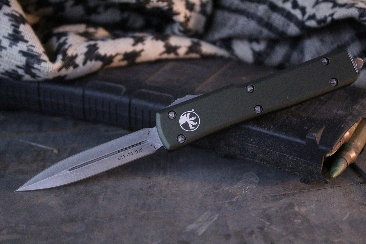 Microtech UTX-70 D/E 2.4&quot; OTF Automatic Knife OD / Green / Apocalyptic