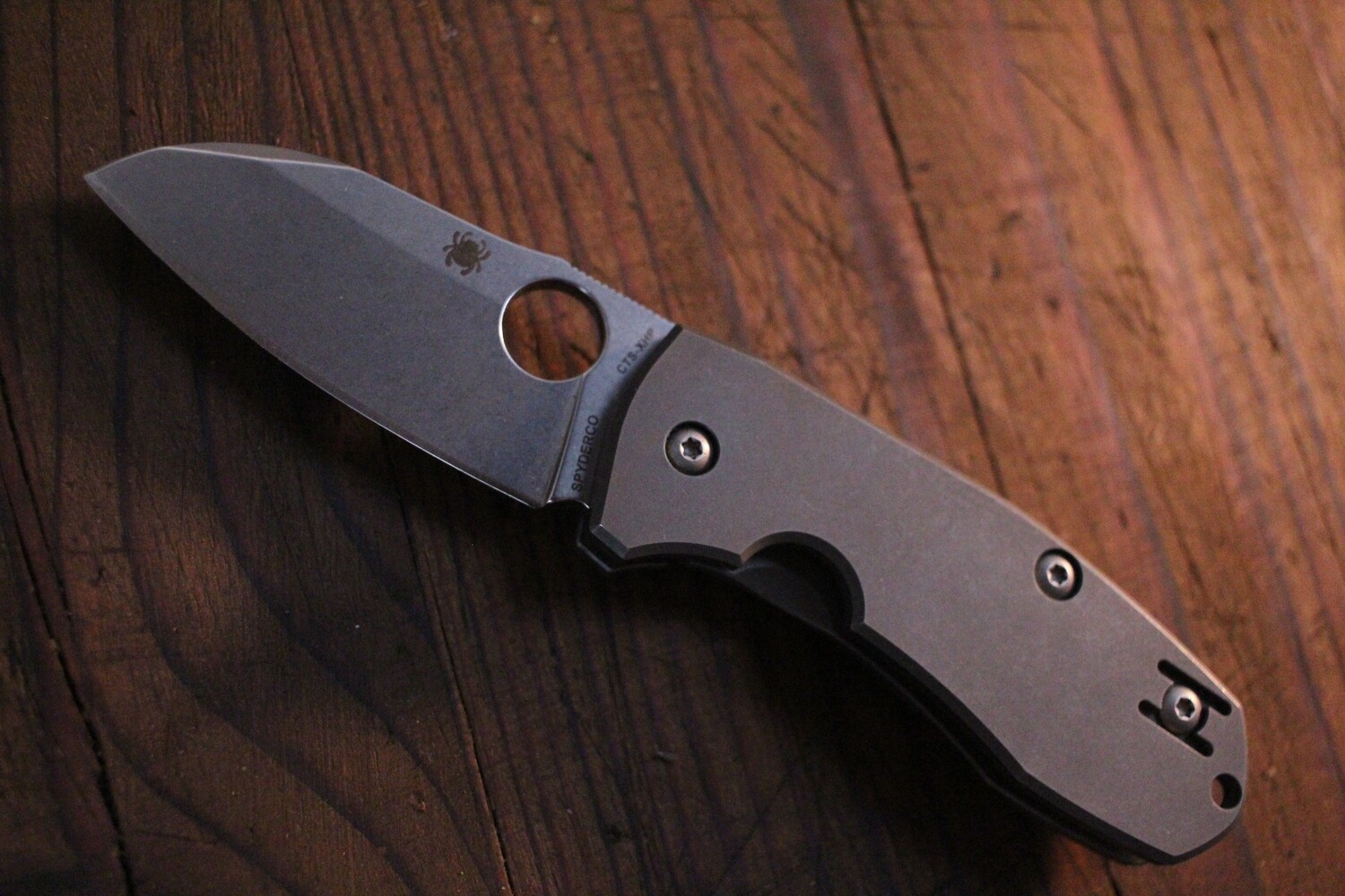 Spyderco Techno II 2.55&quot; Folding Knife / Titanium / Satin CTS-XHP ( Pre Owned )