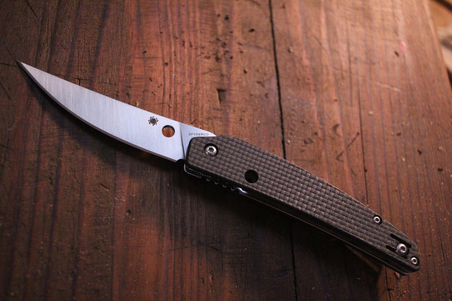 Spyderco Ikuchi 3.26&quot; Folding Knife / Carbon Fiber / Satin