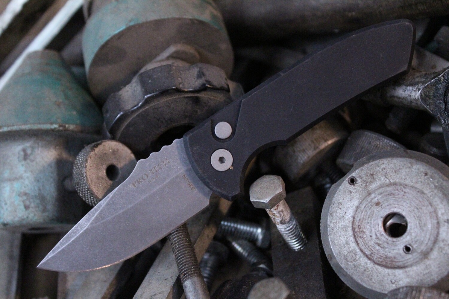 Pro-Tech SBR 2.6&quot; Automatic Knife / Black Aluminum / Acid WashBlade ( Pre Owned )