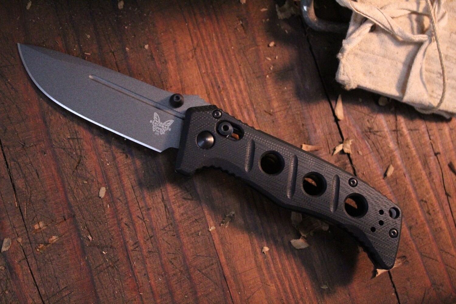 Benchmade Mini Adamas 3.3&quot; AXIS Lock Knife / Black G-10 / Gray Tungsten CruWear