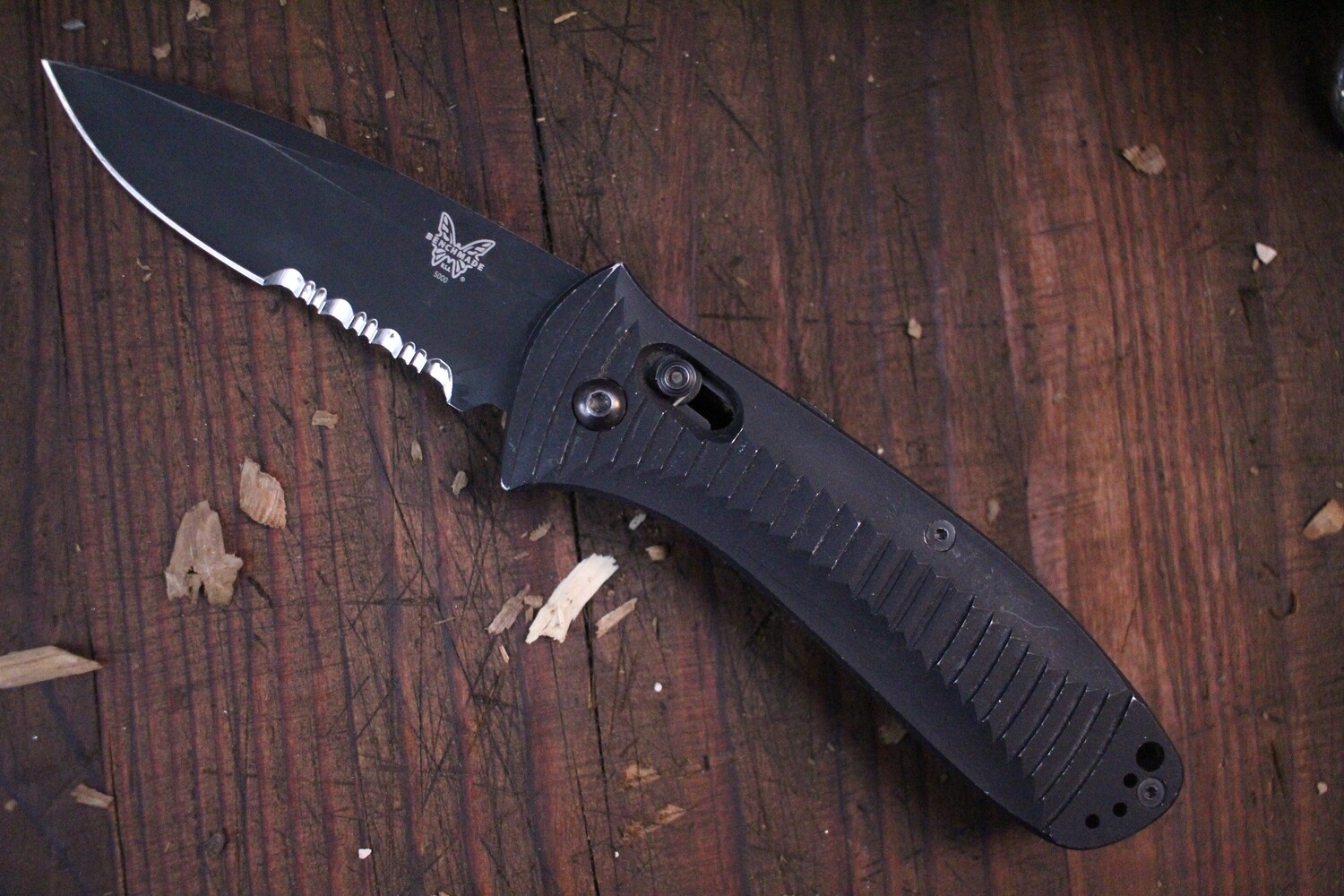 Benchmade Presidio 3.42&quot; AXIS Automatic Knife / Black Serrated / Black ( Pre Owned )