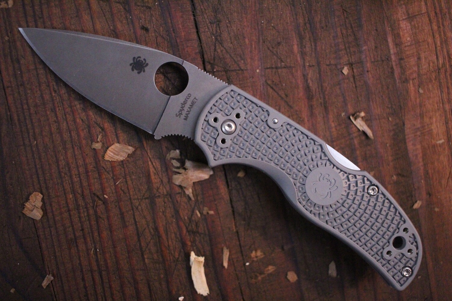 Spyderco Native 5 LW 3&quot; Folding Knife / Grey FRN / Satin Maxamet