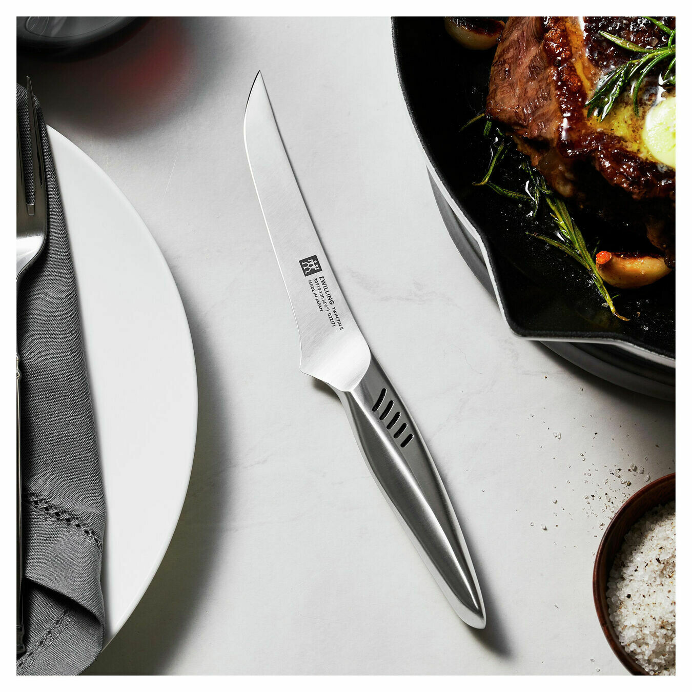Zwilling J. A. Henckels Twin Fin II 4.5&quot; Steak Knife