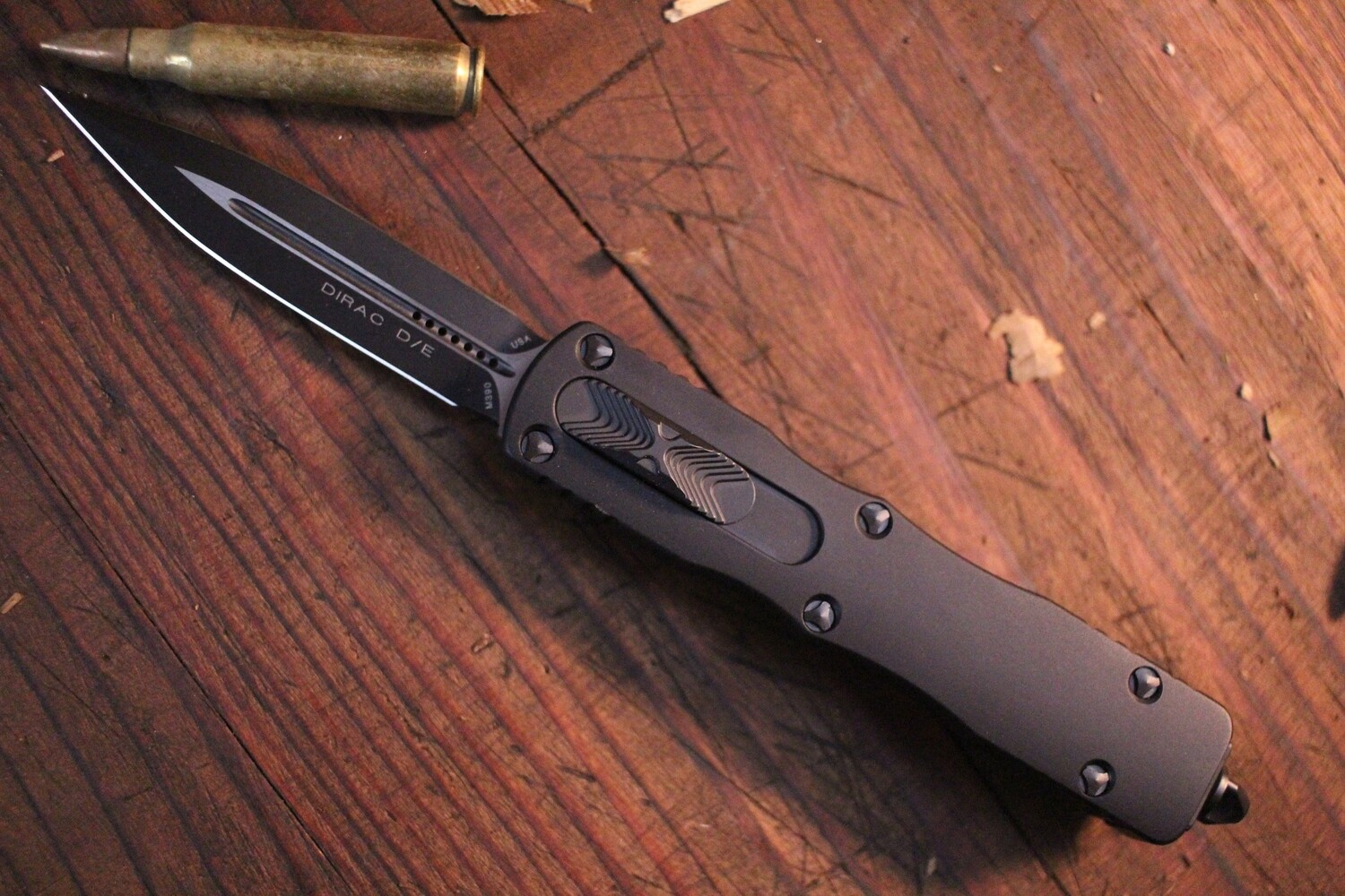 Microtech Dirac 2.88&quot; Dagger Tactical  OTF Automatic Knife / Black / Two-Tone