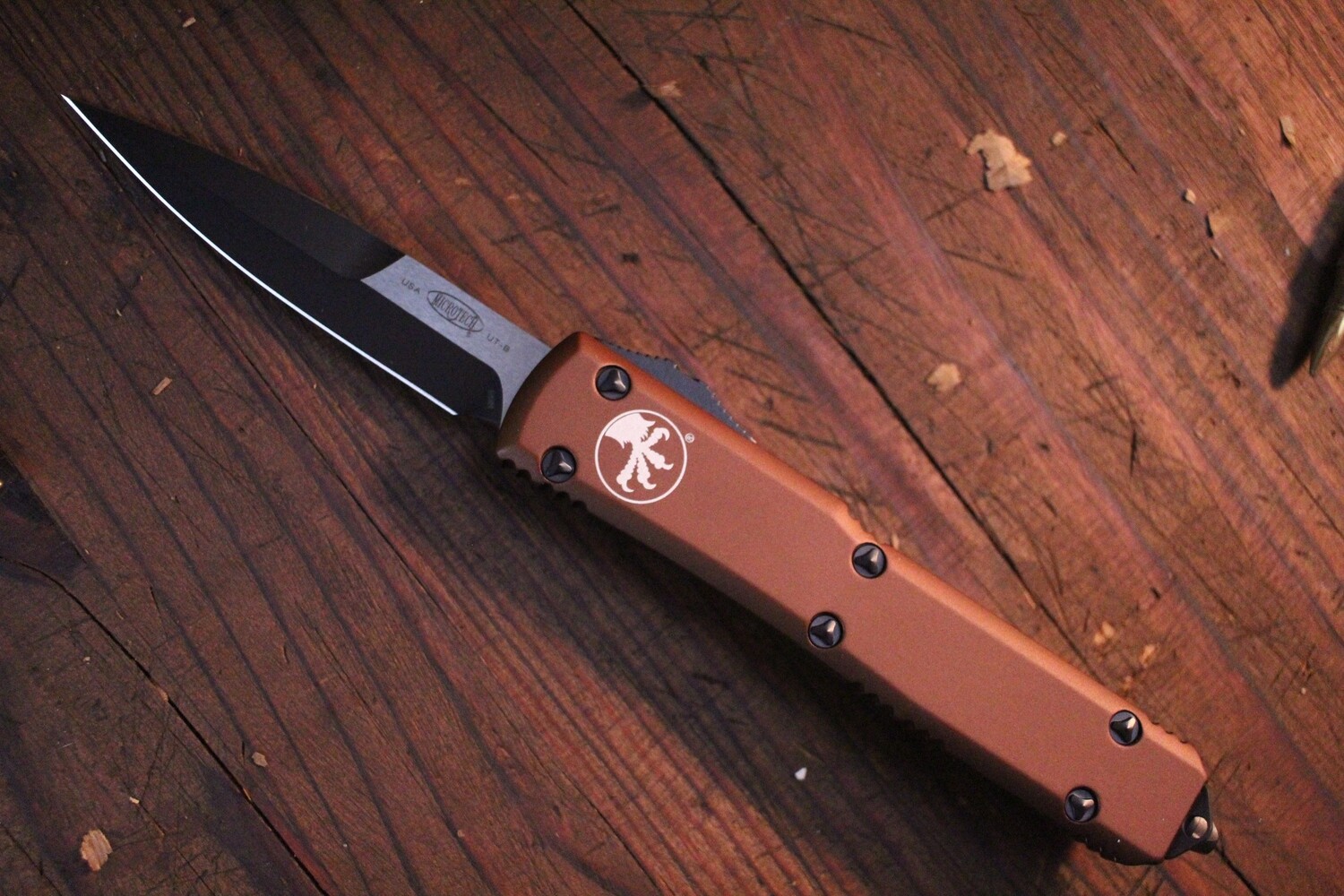 Microtech Ultratech Bayonet 3.4&quot; OTF Knife / Desert Tan/ Two Tone