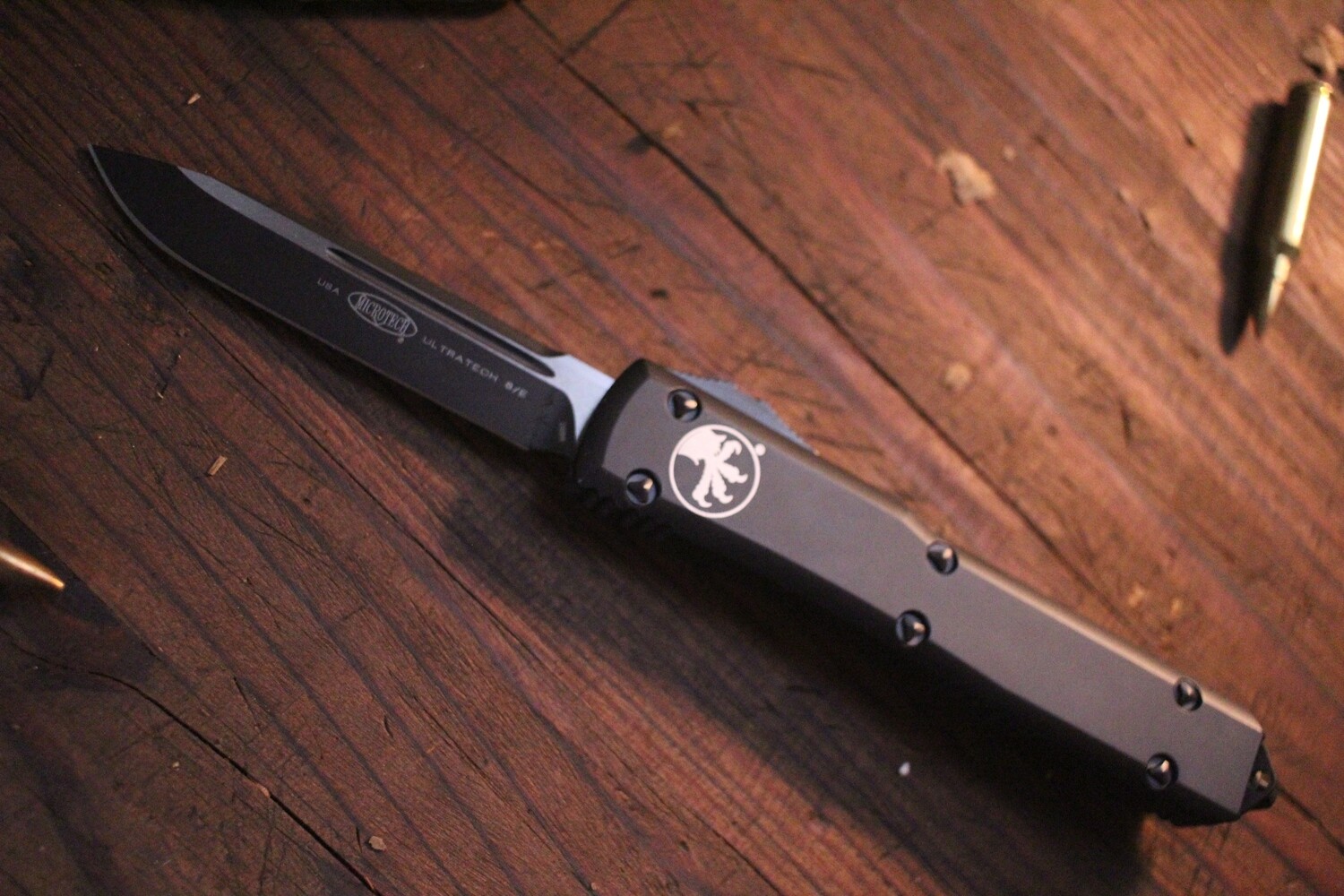 Microtech Ultratech S/E 3.46&quot; OTF Automatic Knife / Black Aluminum / Black
