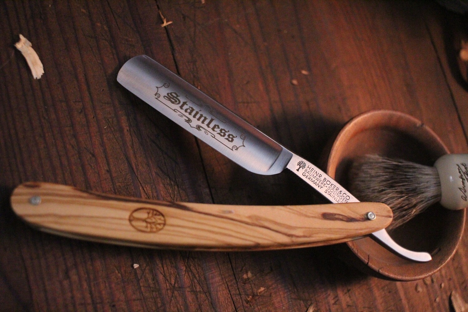 Boker Olivewood Stainless Steel 5/8&quot; Straight Razor ( Discontinued )