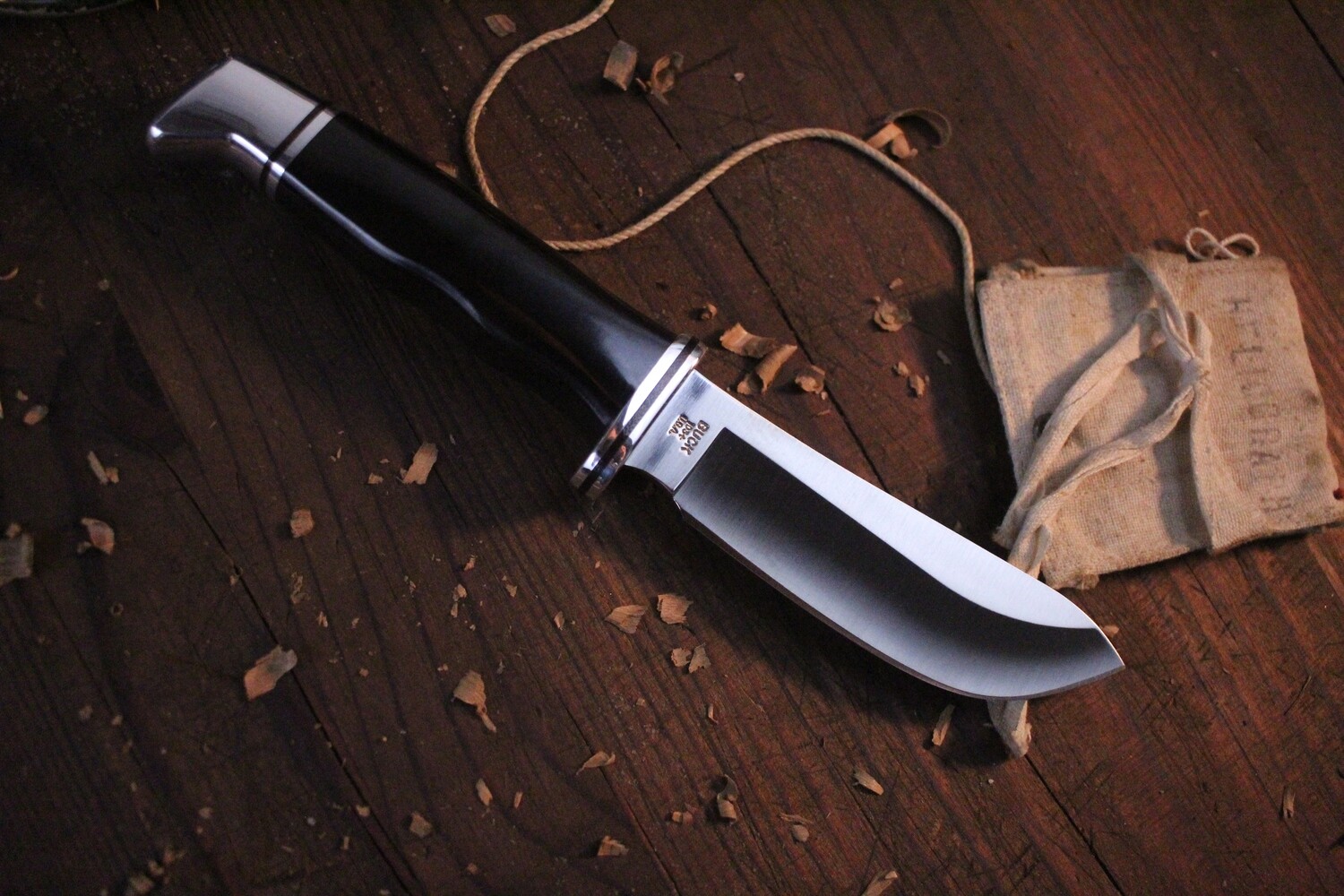Buck 103 4&quot; Skinner Fixed Blade Hunting Knife, Dymondwood / Satin