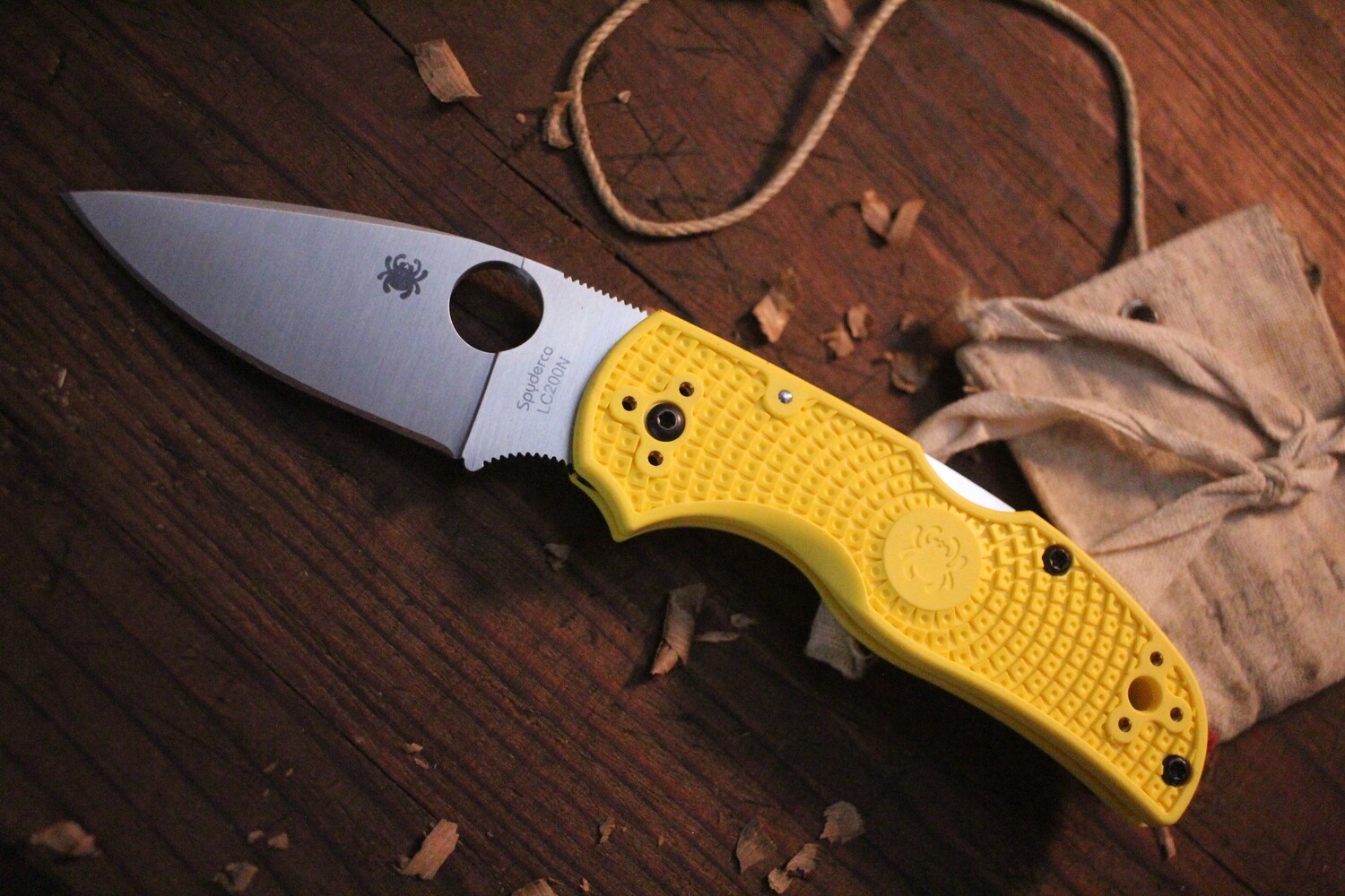 Spyderco Native 5 2.95&quot; Lockback, Yellow FRN / Satin