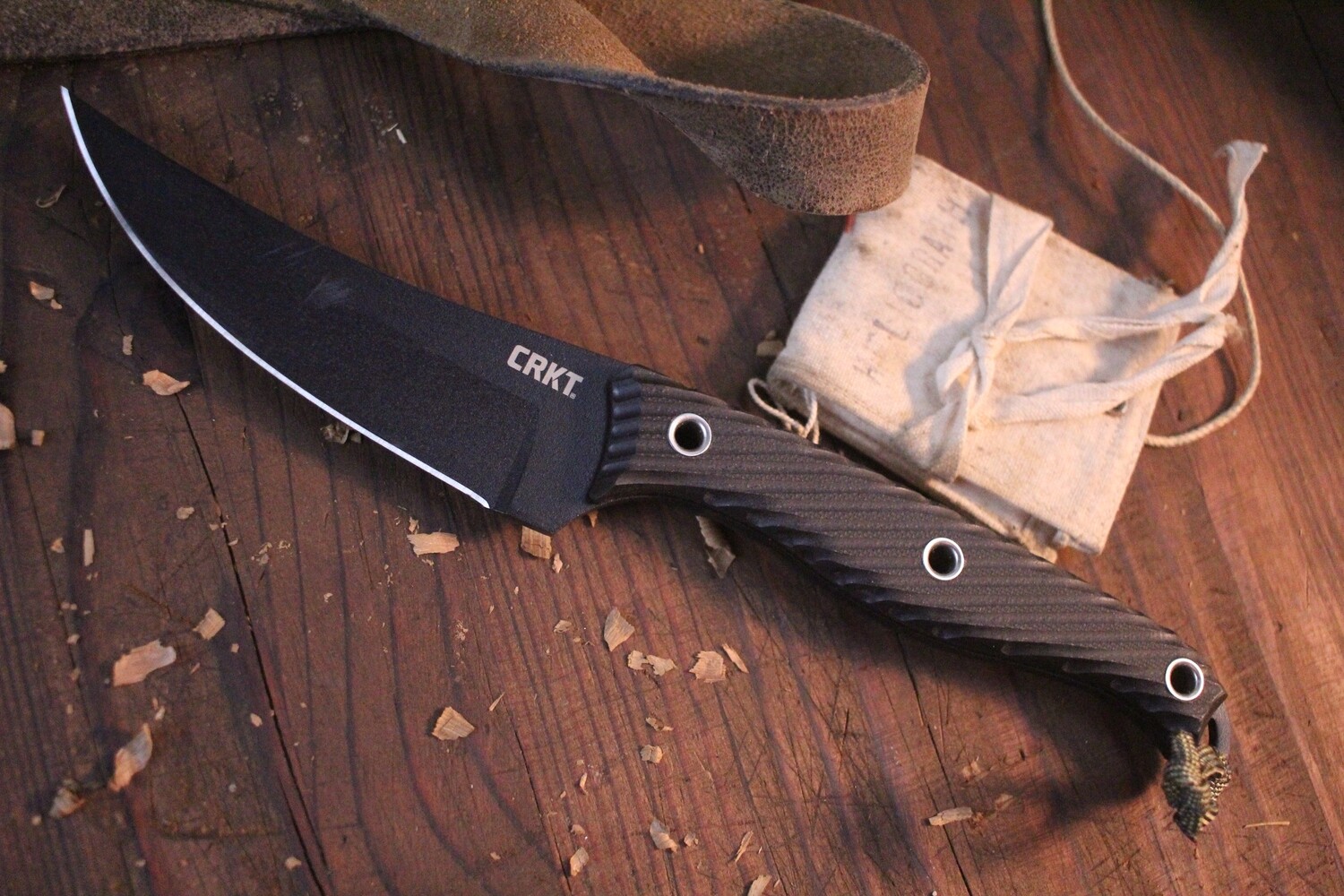 CRKT Clever Girl 4&quot; Fixed Blade Knife / Black G10 / Trailing Point SK5 ( Pre Owned )