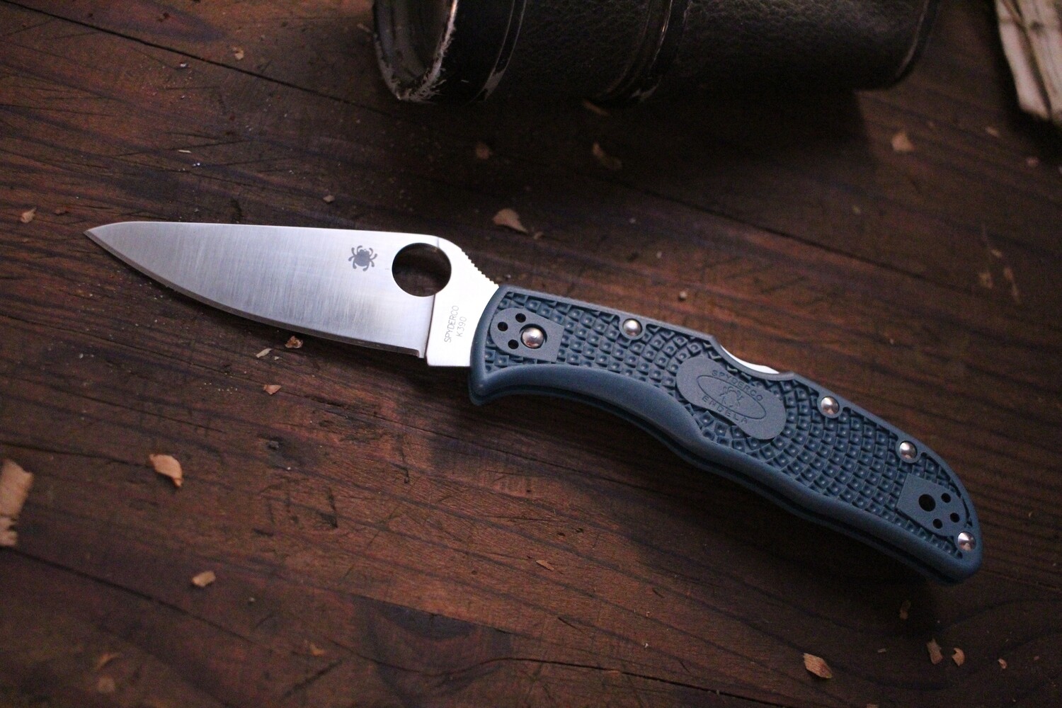 Spyderco Endela 3.41&quot; Folding Knide / Teal FRN / Satin K390