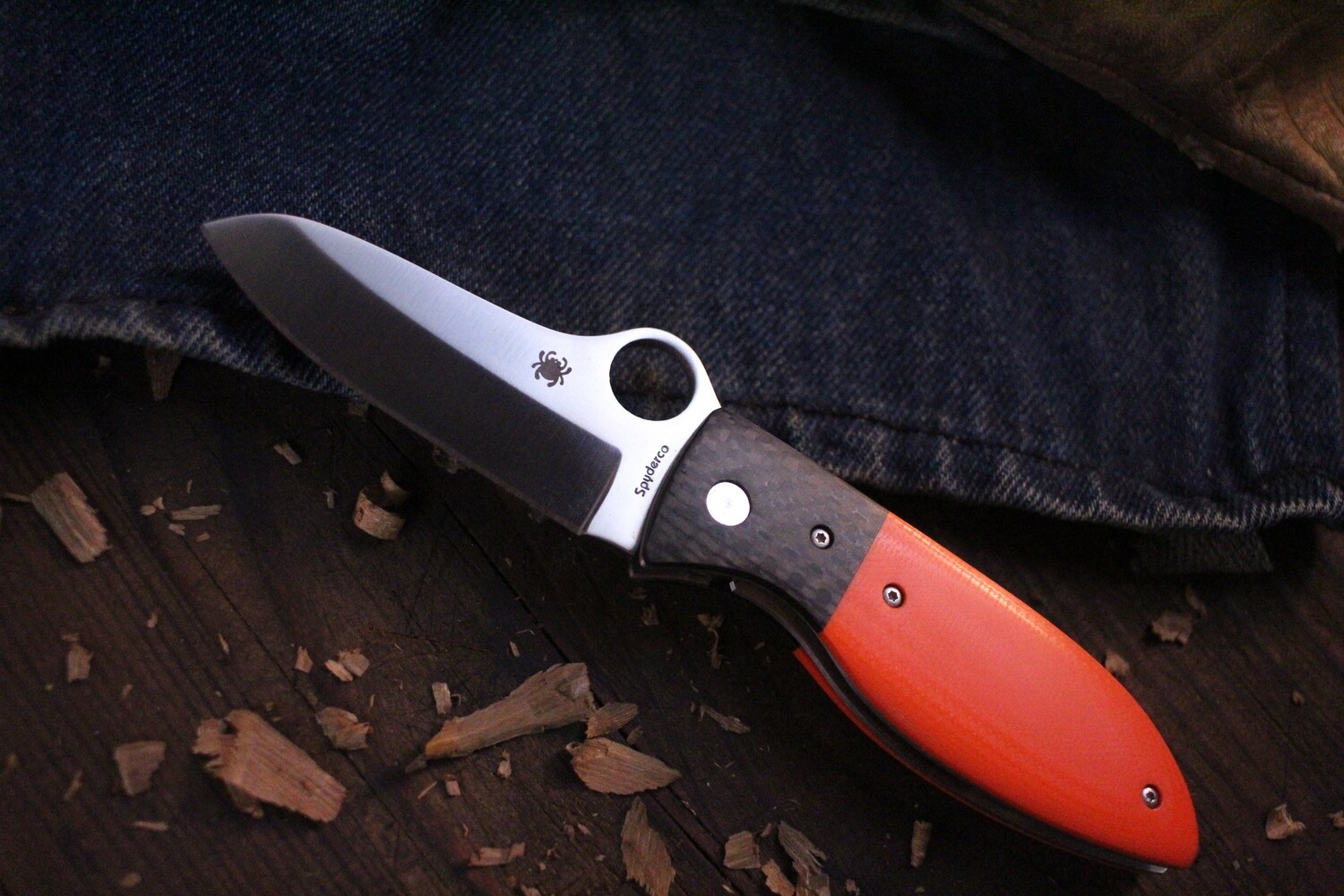 Spyderco Firefly 2.74&quot; Folding Knife / Orange G10 Carbon Fiber / Satin VG-10 ( Pre Owned )