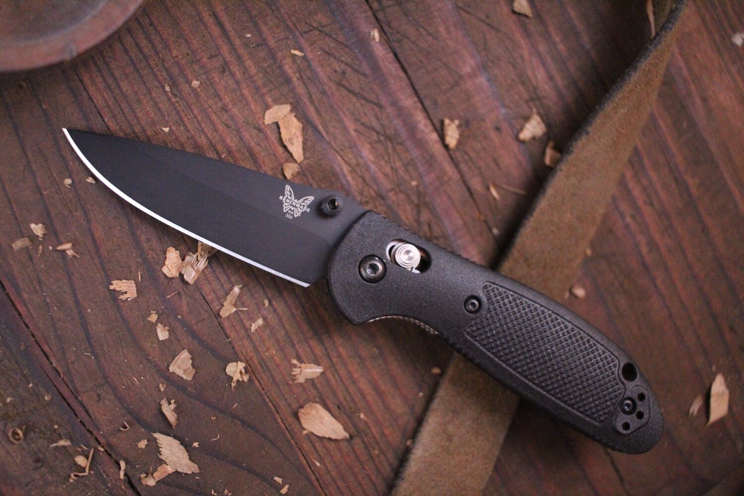 Benchmade Mini Griptilian 2.91&quot; AXIS Lock Knife / Black / Black / S30V. ( Discontinued )