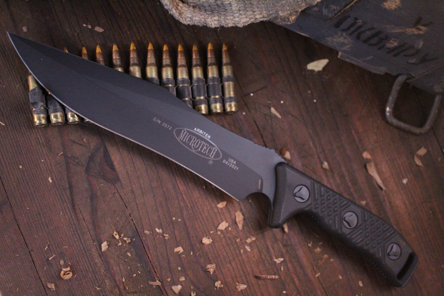 Microtech Arbiter 8.75&quot; Fixed Blade Knife / Black G10 / Black ( Pre Owned )