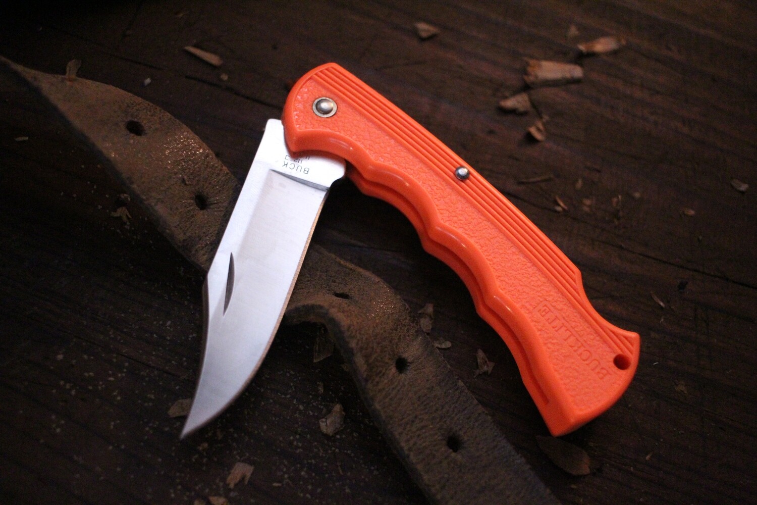 Buck Discontinued Bucklite 2.75&quot; Lockback Knife / Orange Blaze / Satin ( Pre Owned )