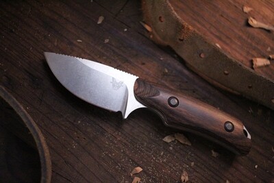 Benchmade Hidden Canyon 2.67" Hunting Knife / Stonewash / Dark Wood ( Prototype ).