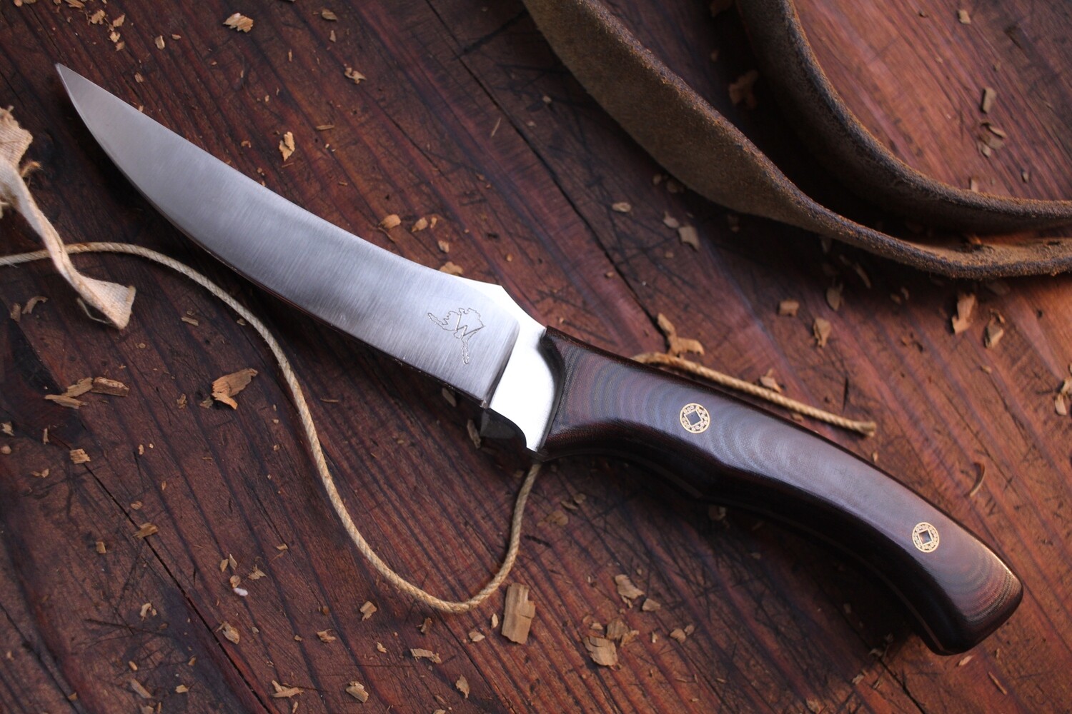 Carey Wells Custom 4.5&quot; Field Boning Knife / Layered Green &amp; Red Linen Micarta / Satin ATS-34