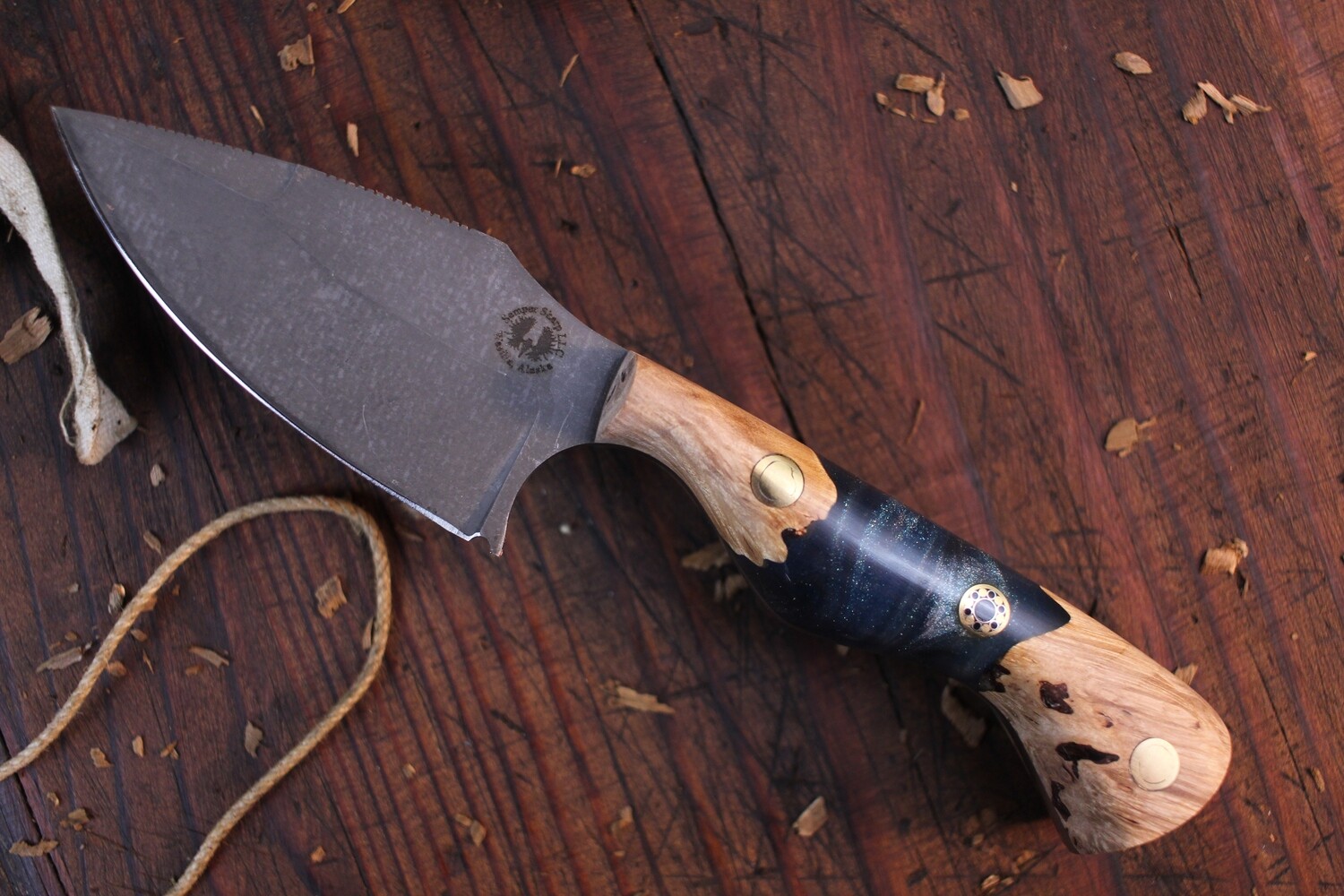 Semper Sharp Honey Badger 3&quot; EDC Fixed Blade / Maple Burl &amp; Luxe Blue Epoxy / Stonewashed Nitro V