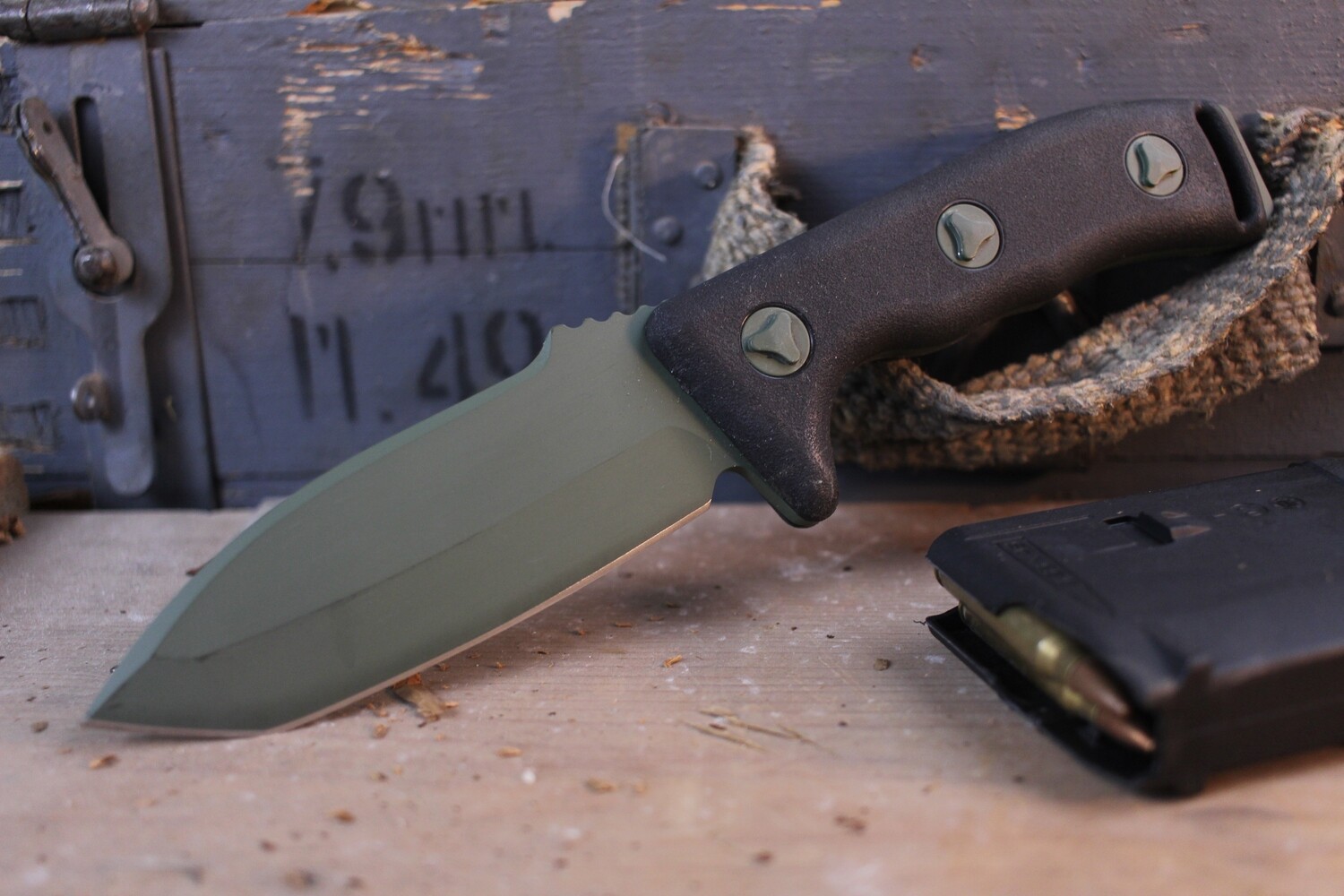 Microtech Currahee 4.5&quot; Fixed Blade Tanto / Black Polymer Handle / OD Green Elmax  ( Pre Owned )