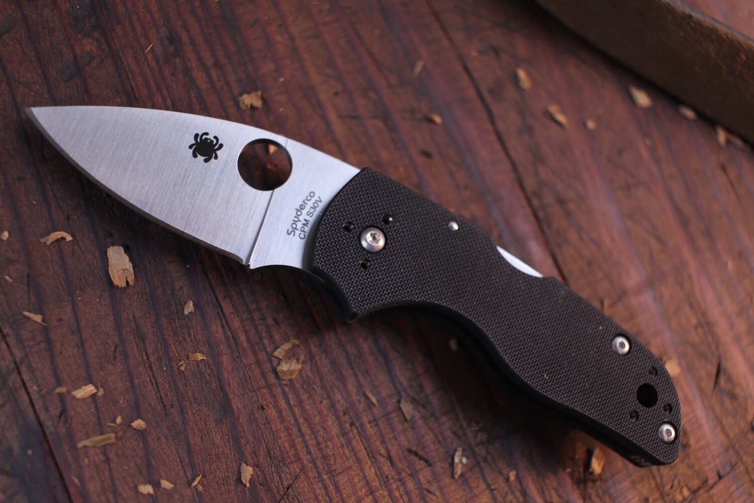 Spyderco Lil&#39; Native 2.5&quot; Lockback Folder / Black G-10 / Satin S30V