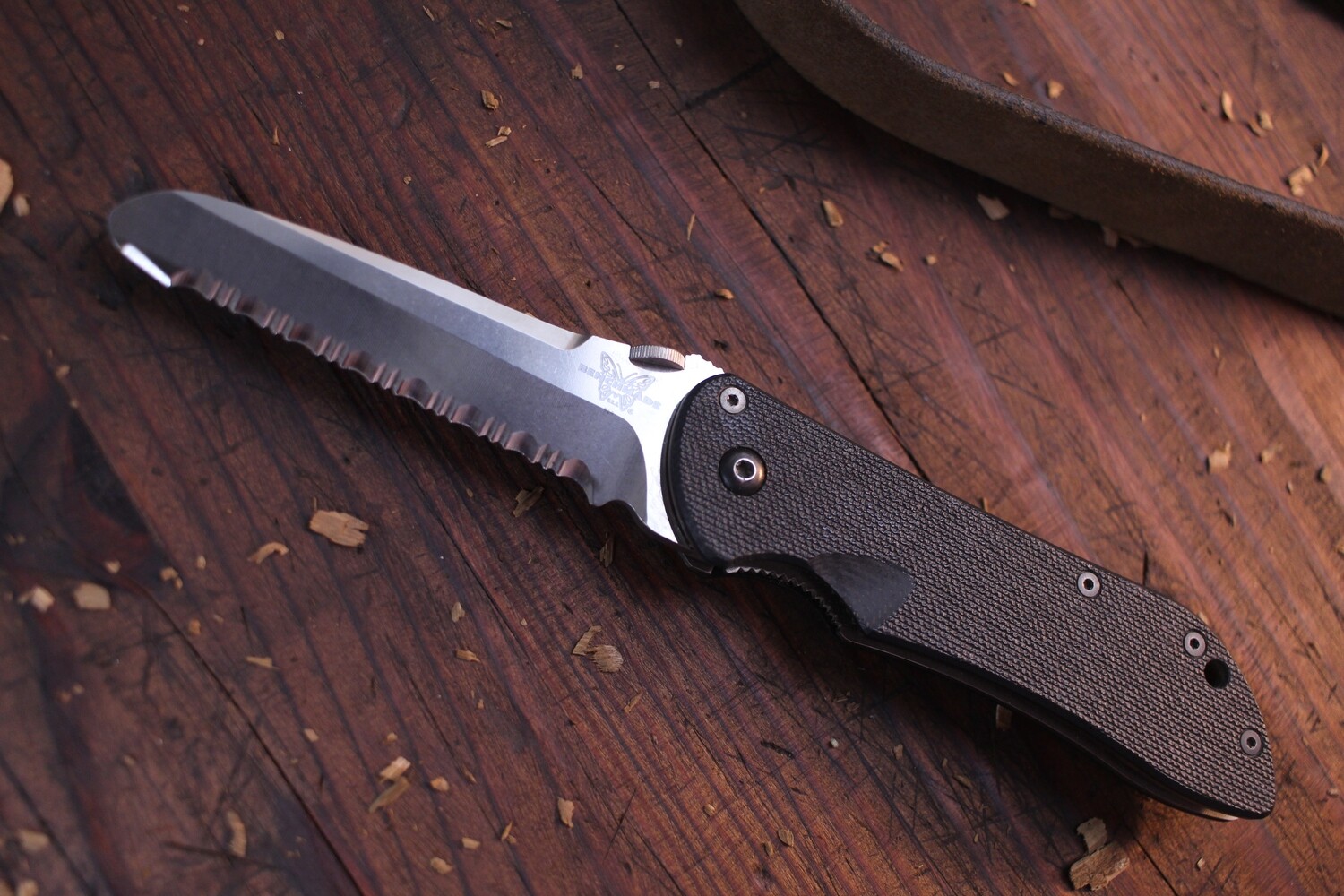 Benchmade Rescue Stryker 3.5&quot; Folding Knife / Black G10 / Satin Gin-1 / Fully Serrated ( Pre Owned )