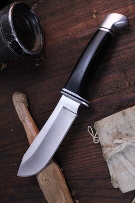 Buck Vintage 103 4" Skinner Fixed Blade Hunting Knife, Black Phenolic / Satin ( Pre Owned )