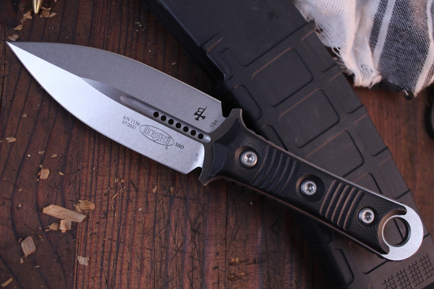 Microtech Borka SBD 4.4&quot; Dagger / Black G-10 / Stonewash