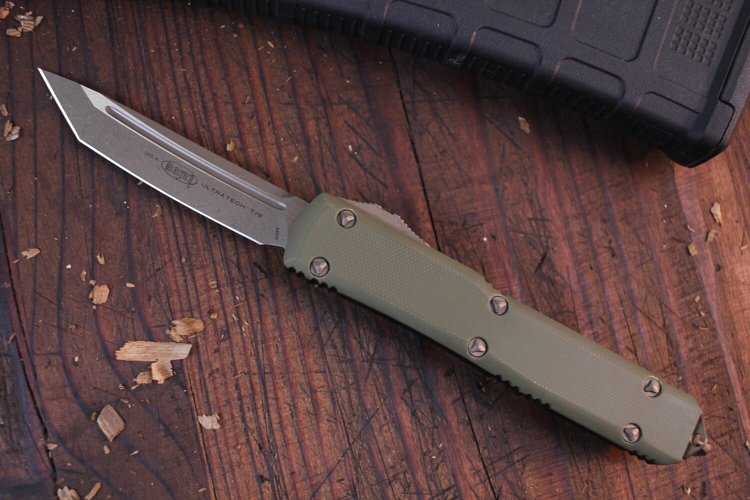 Microtech Signature Series Ultratech 3.4&quot; T/E OTF Automatic Knife / OD Green G-10 / Bronze Apocalyptic