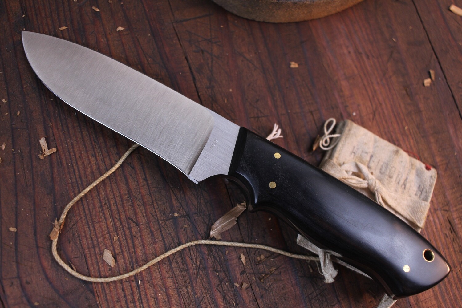 Post Knives 4.25&quot; Large Drop Point Skinner / Dymondwood / Satin 154CM