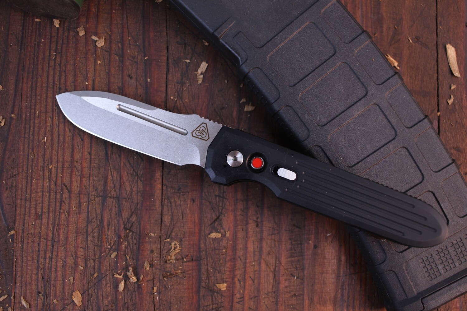 Pro-Tech Invictus Auto 3.5&quot; Automatic Knife / Black Anodized Aluminum / Satin 154CM