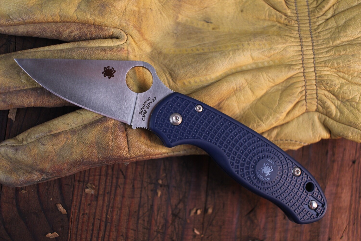 Spyderco Para 3 2.95&quot; Folding Knife, SPY 27 / Blue FRN Handle