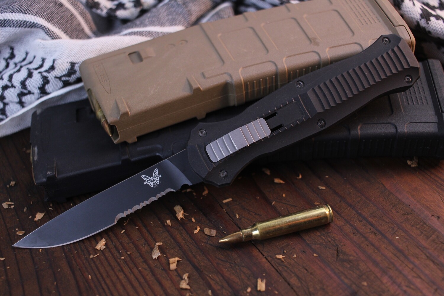 Benchmade Infidel 3.9&quot; S/E D/A OTF Automatic Knife / Black / Black / S30V (Pre Owned)