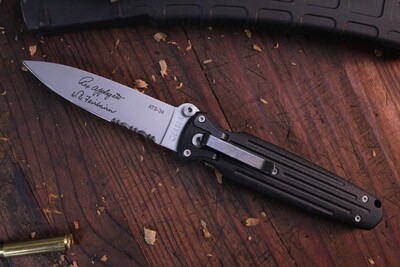 Gerber Applegate-Fairbairn 4" Covert Folder Knife / Black FRN / Bead Blasted ATS-34 ( Pre Owned )