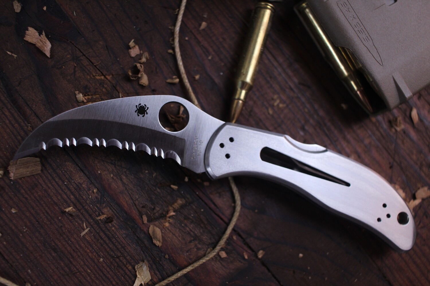 Spyderco Harpy 2.75&quot; Lockback Knife, Stainless Steel / Satin Full Serrated (No Box)
