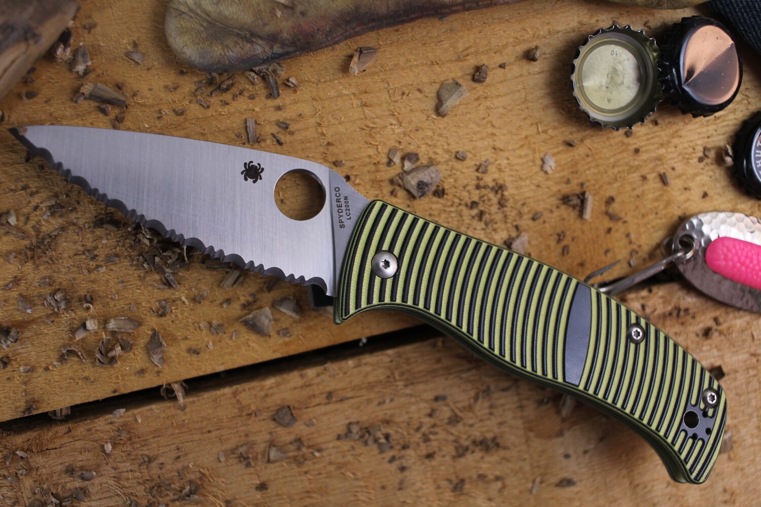 Spyderco Caribbean 3.7&quot; Folder / Black &amp; Yellow G10 / Satin Fully Serrated LC200N