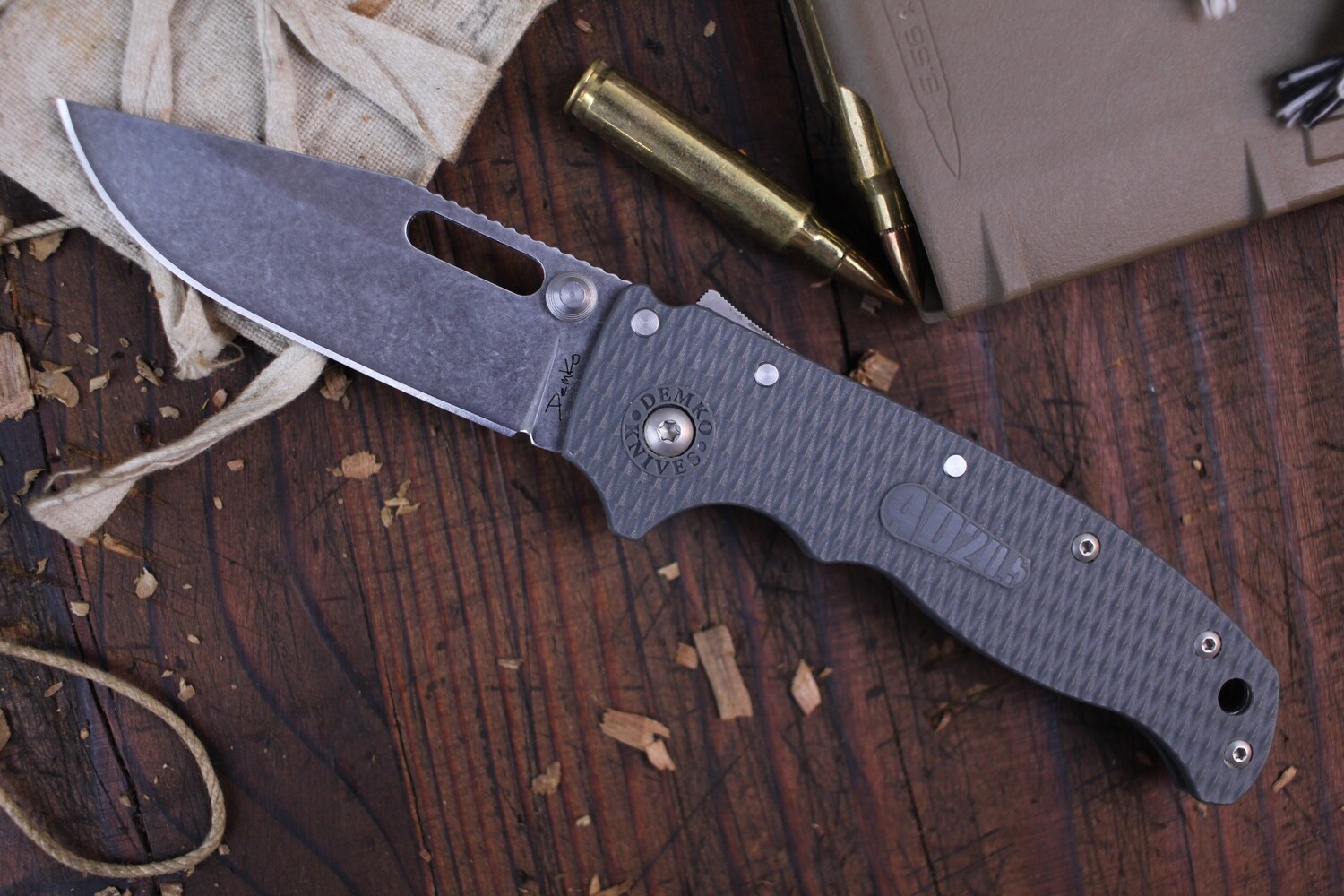 Demko Knives AD 20.5 3.2&quot; Shark Lock Knife / Grey Grivory / Stonewashed AUS10 ( Pre Owned )